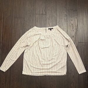 Banana Republic White and Black Chevron Blouse